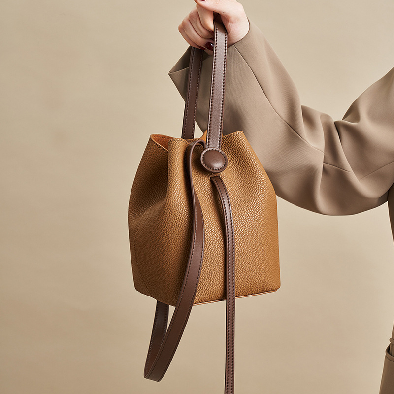 Luxury Bags Level - Klasik Kadın Su Kovası Çantası Modaya