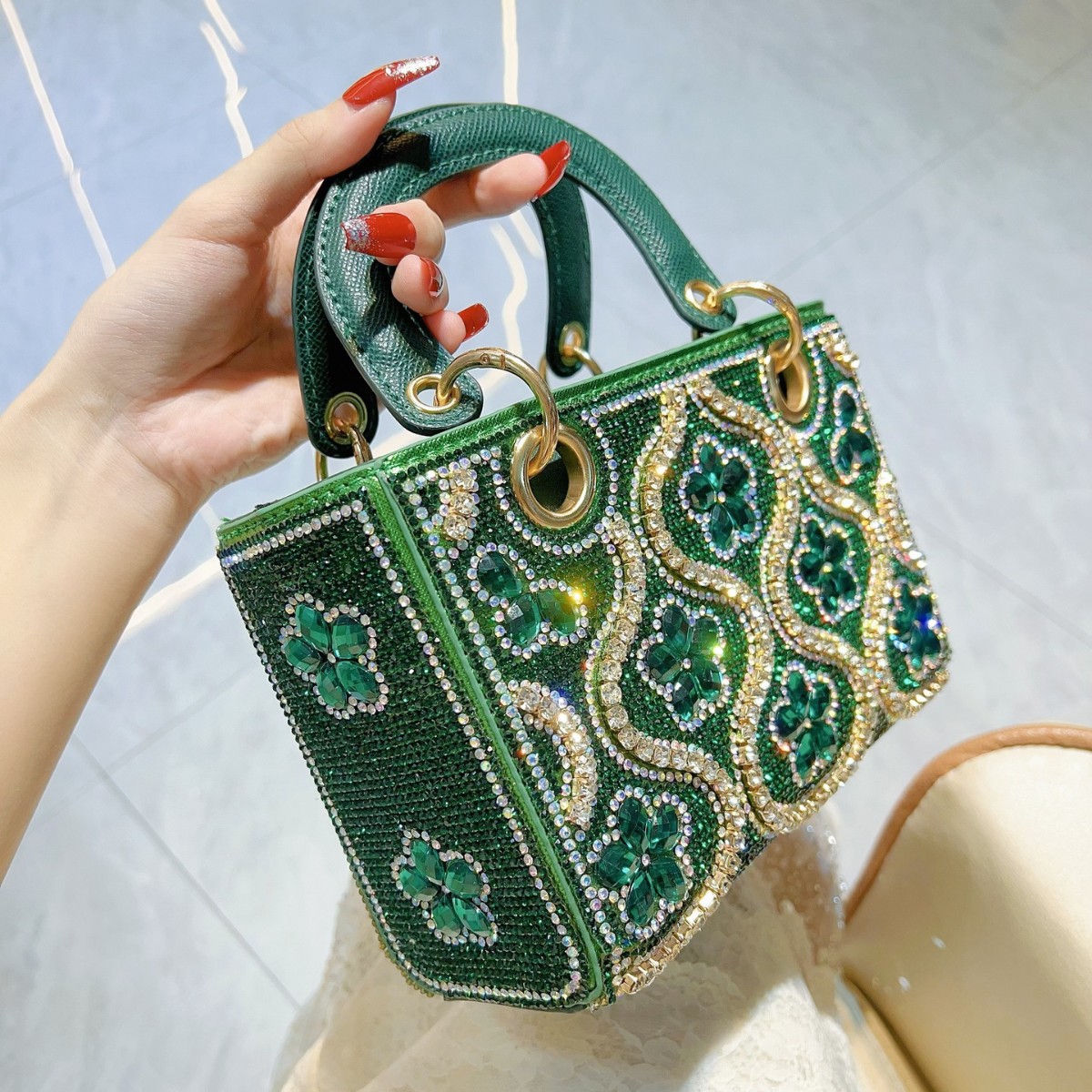Lüks Tasarımcı Marka Yeni Yüks - Luxury Bags For Women Sale incelemesi ve fiyatı