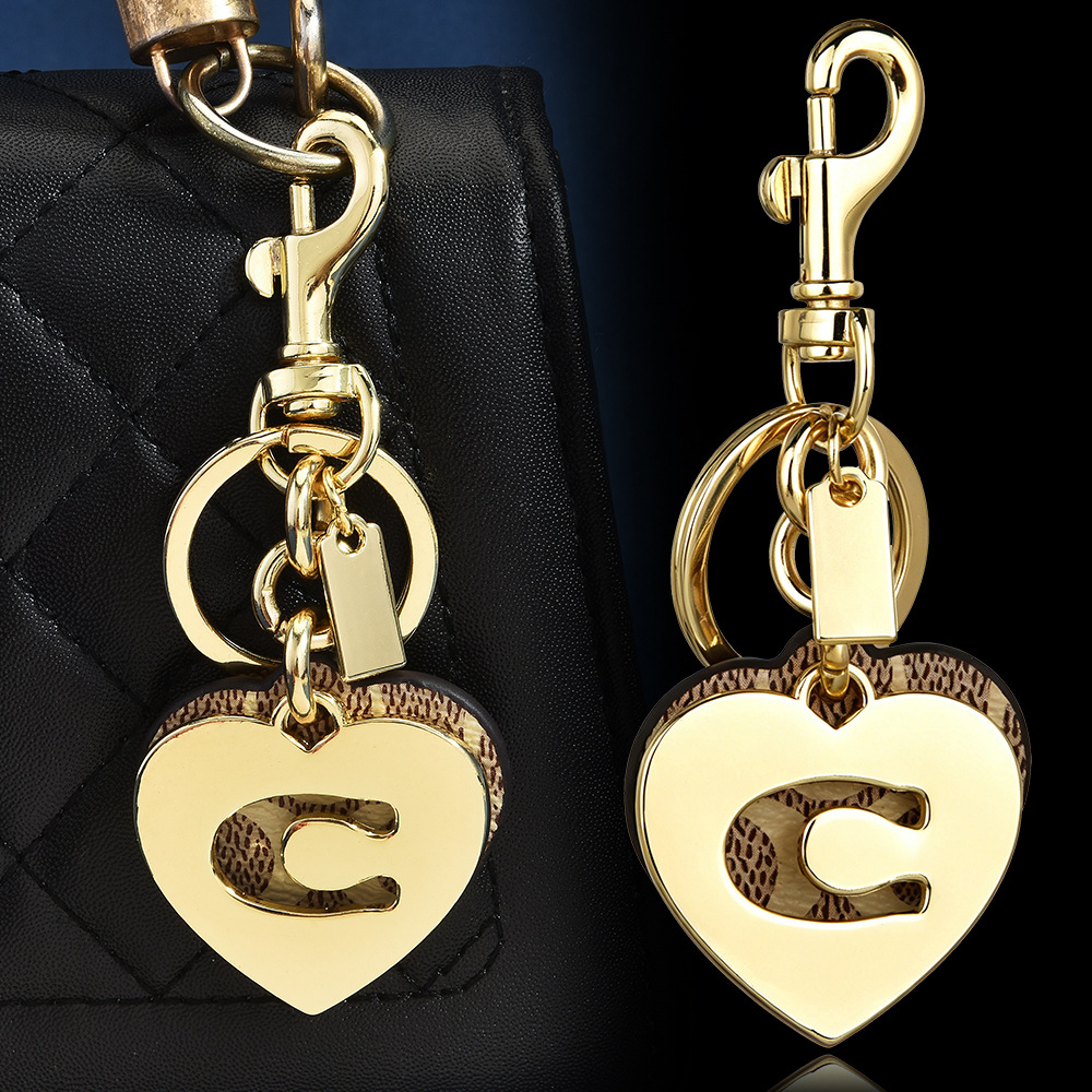 Monogram Kalp Çiçek Çanta Süsü - Luxury Bags With Silver Hardware incelemesi ve fiyatı