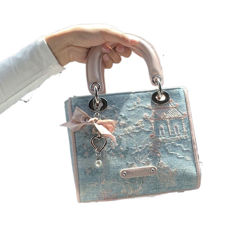 Yüksek Değerli Hafif Lüks Kont - Luxury Bags Level incelemesi ve fiyatı