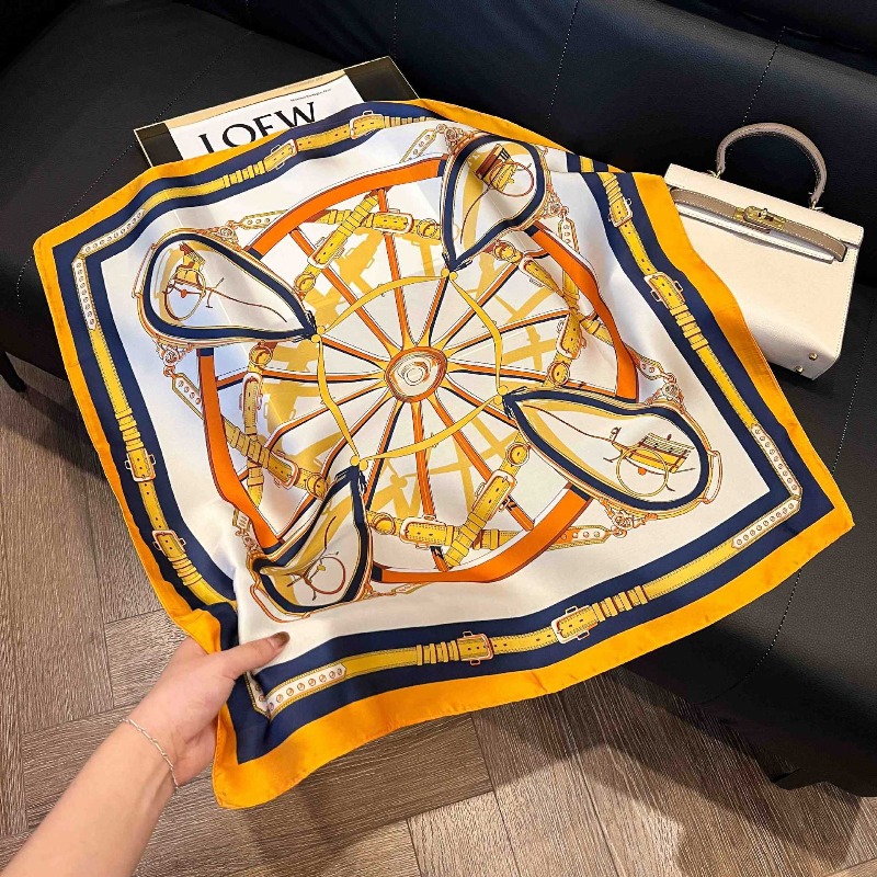 Lüks Tasarım Sıska Ipek Kare E - Luxury Bags Designer incelemesi ve fiyatı